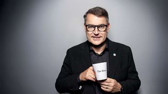 Vláda hned prvním rozpočtem porušila svůj program, říká ekonom Mojmír Hampl Vláda hned prvním rozpočtem porušila svůj program, říká ekonom Mojmír Hampl