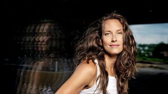 Tenistka Strýcová: Před wimbledonským semifinále jsem brečela. Na kurtu jsem z toho vytřískala úplně všechno Tenistka Strýcová: Před wimbledonským semifinále jsem brečela. Na kurtu jsem z toho vytřískala úplně všechno