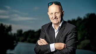 Ondřej Neff: Můj hrob bude rozžhavená země. Umělá inteligence píše lépe než já Ondřej Neff: Můj hrob bude rozžhavená země. Umělá inteligence píše lépe než já