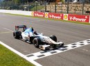 Srpen 2012: V závodě GP2 v belgickém Spa vyhrává suverénně Král