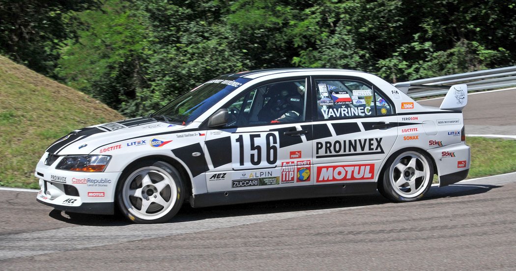 I v této sezoně pojede pražský jezdec evropský šampionát do vrchu s vozem Mitsubishi Lancer Evo IX. Jen barvy budou nové.