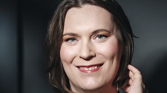 Ve vlastním těle: „Trans lidé jsou v zajetí svého vzhledu,“ říká Lenka Králová Ve vlastním těle: „Trans lidé jsou v zajetí svého vzhledu,“ říká Lenka Králová
