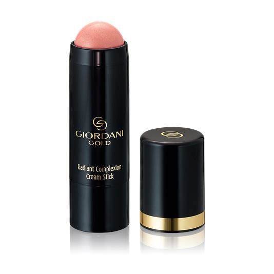 Rozjasňovač v tyčince Oriflame Giordani Gold, 249 Kč. Koupíte na www.oriflame.com.