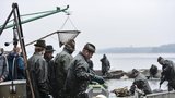 Hádka rybářů skončila rvačkou: Seniora (73) hodil mladší kolega do Sázavy i s pruty