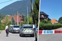 Násilná smrt dvou dětí a dvou dospělých v Rožnově pod Radhoštěm: Při střelbě zahynul policista?