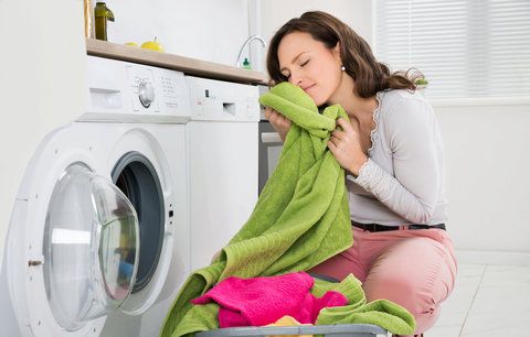 6 zaručených tipů, aby byly vaše ručníky měkké a voňavé