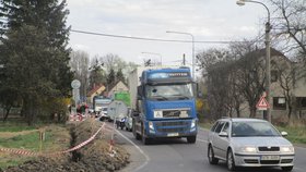 Uzávěrka Rudné ulice v Ostravě způsobuje řidičům problémy i více než měsíc po jejím zahájení.