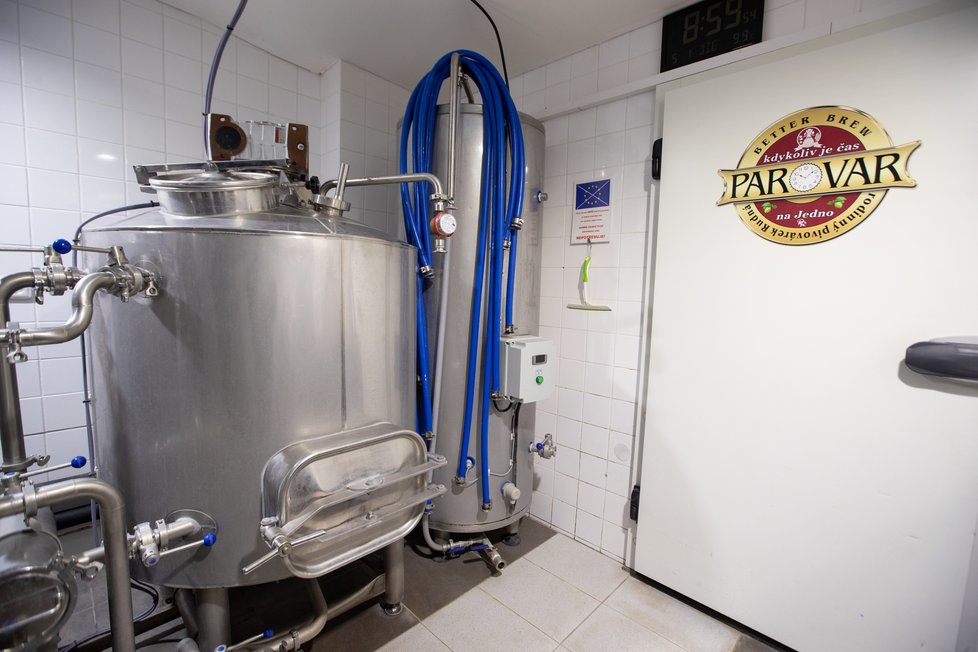 V pivovaru Parovar se pivo vaří ve varně, která je schopná pojmout 500 litrů.