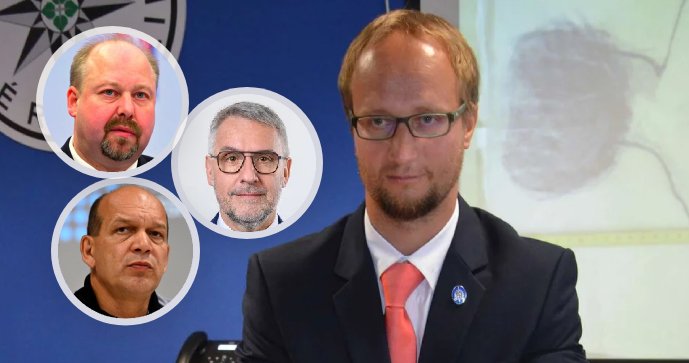 Exšéf mordparty před smrtí položil šest otázek vedení policie.