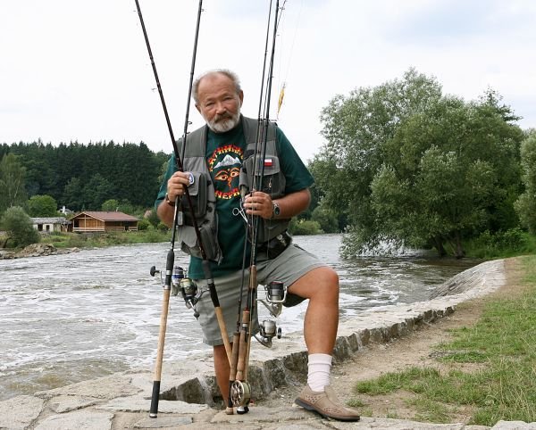 Rudolf Hrušínský je vášnivý rybář.