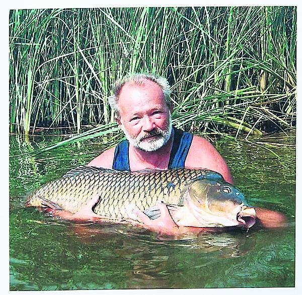 Španělská řeka Rio Ebro přeje parádním kouskům. Jako třeba v roce 2008.