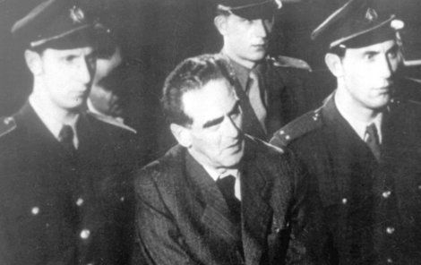 Byl popraven 3. prosince 1952 jako jeden z 11 odsouzených k absolutnímu trestu. Rehabilitace soudem se dočkal v roce 1963, komunistickou stranou pak o 5 let později.