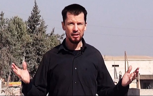 Rukojmí John Cantlie, britský fotoreportér