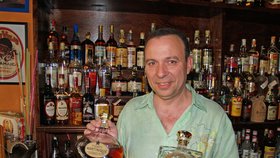 Milan Háva má ve své sbírce více než 350 unikátních rumů z celého světa. Proč v ní není český tuzemák?