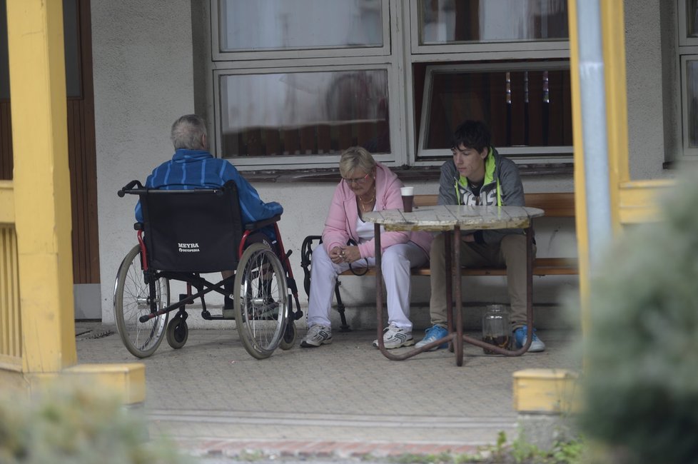 Pacienti nemocnice už nemusí mít strach, sestra byla propuštěna