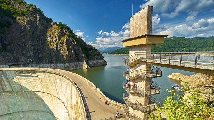 Rumunská přehrada Vidraru