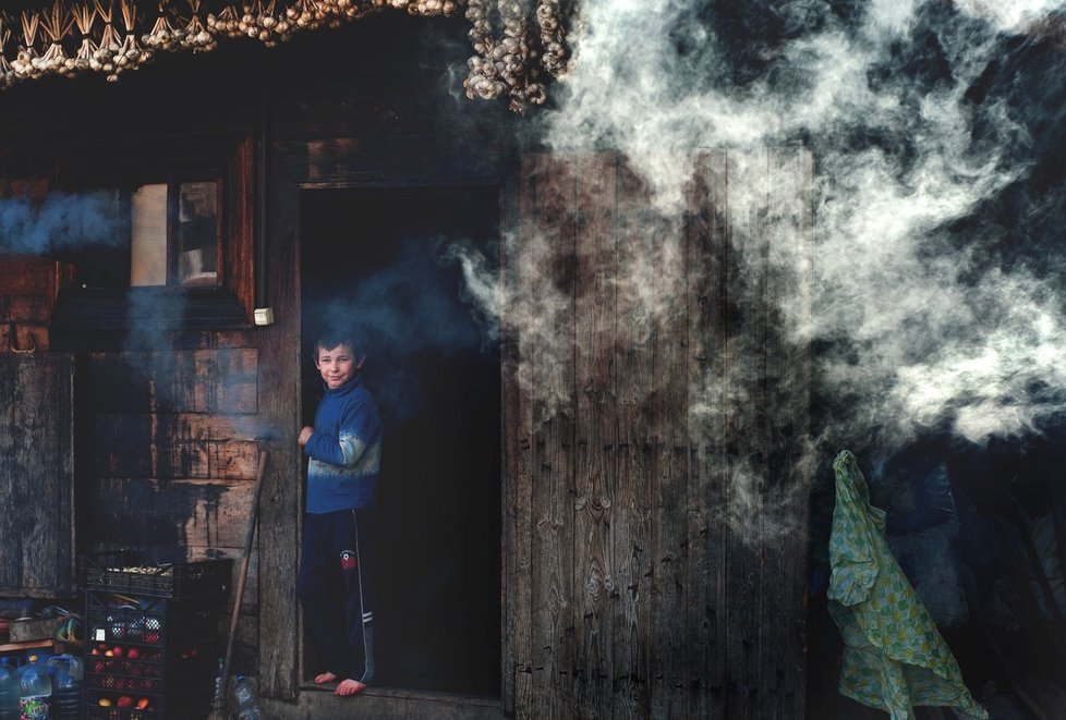 Obyvatelé odlehlých rumunských vesniček žijí jako jejich předci před stovkami let.