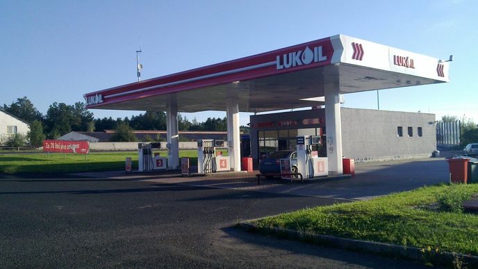 Donedávna Lukoil působil i na českém trhu.