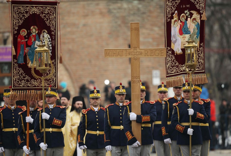 Na pohřbu Michala I. byli zástupci královských rodů i davy Rumunů