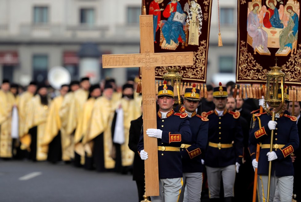 Na pohřbu Michala I. byli zástupci královských rodů i davy Rumunů