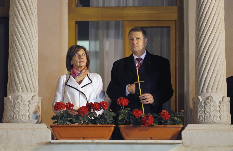 Rumunský prezident Klaus Iohannis s manželkou Carmen Iohannis