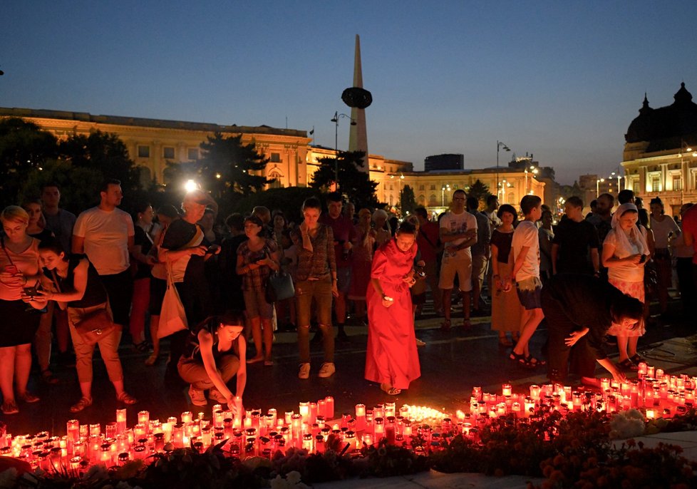 Pieta za zavražděnou Alexandru (†15)