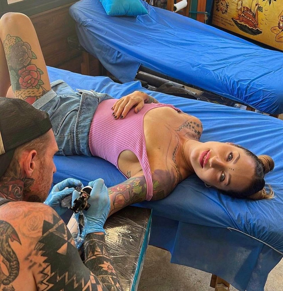 Kamu a její tetování