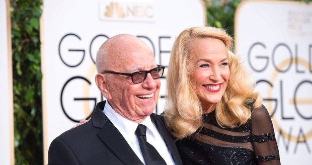 Rupert Murdoch se svou partnerkou Jerry Hall