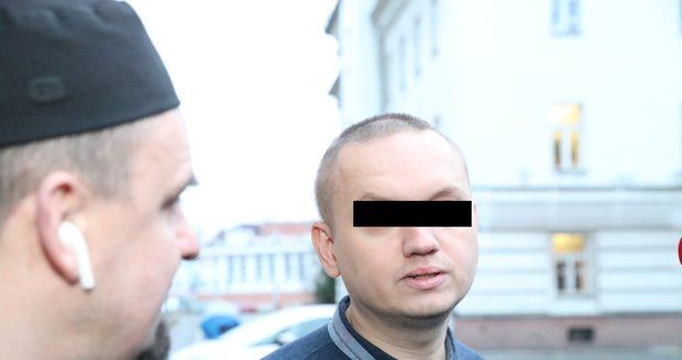 Rus, který zabil mladou cizinku v Praze na Nový rok, složil kauci 1 milion korun.