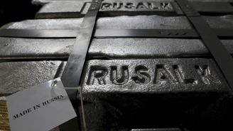 Akcie ruských firem zažívají kvůli sankcím prudký propad 