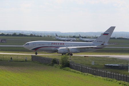 Odlet zbylých pracovníků ruské ambasády z Prahy (31. 5. 2021)