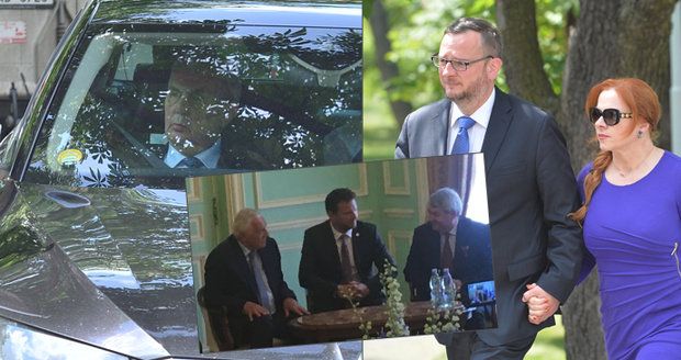 Zeman a Klaus se sešli k oslavám na ruské ambasádě. Co tam „vyvedli“ Nečasovi?