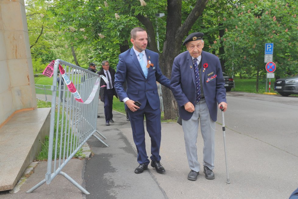 Oslavy konce druhé světové války na ruském velvyslanectví v Praze (9. 5. 2019)