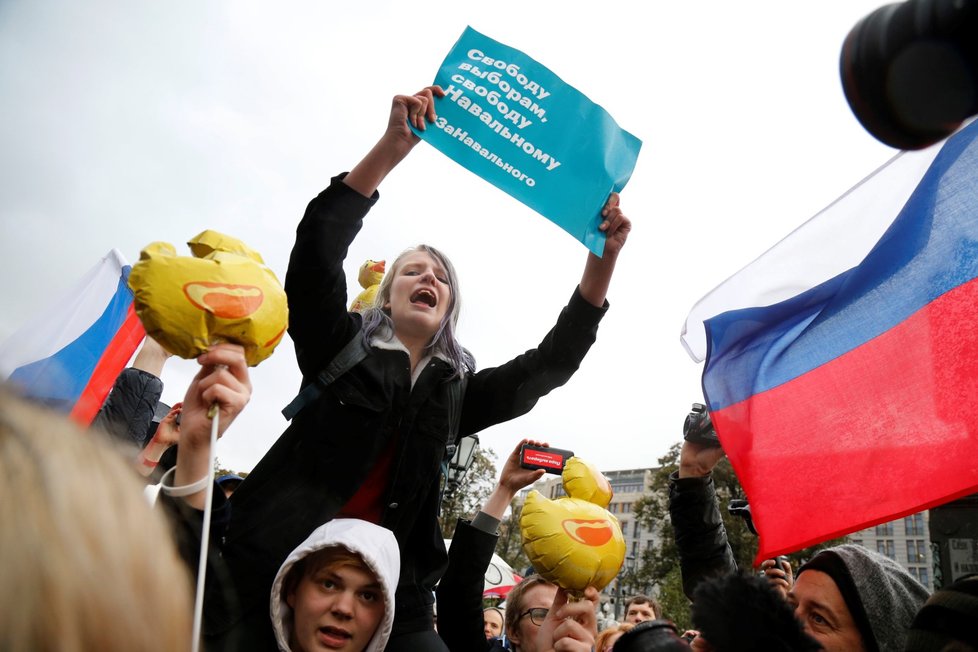 Demonstrace podporovatelů ruského opozičníka Navalneho (7. 10. 2017)