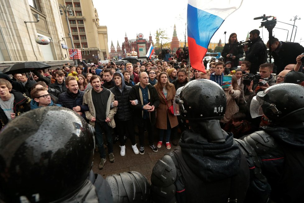 Demonstrace podporovatelů ruského opozičníka Navalneho (7. 10. 2017)