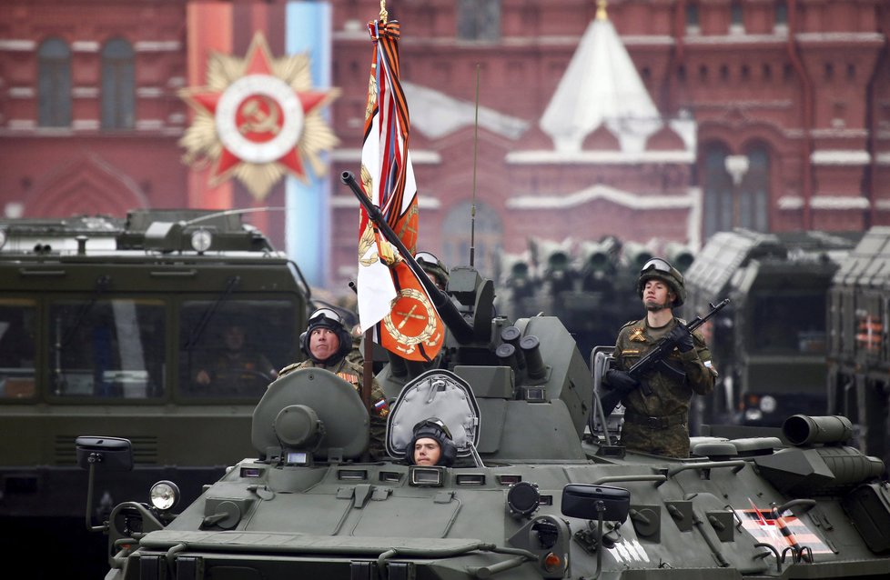 Přehlídka ruské vojenské síly