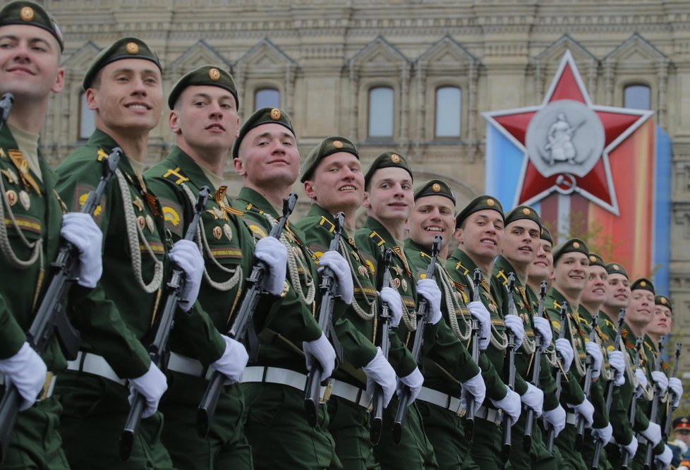 Ruské oslavy konce druhé světové války znamenají masivní vojenskou přehlídku.