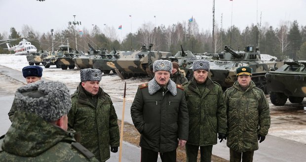 Jaderné zbraně Ruska mohou zamířit k sousedům! Bělorusové schválili v referendu změny ústavy