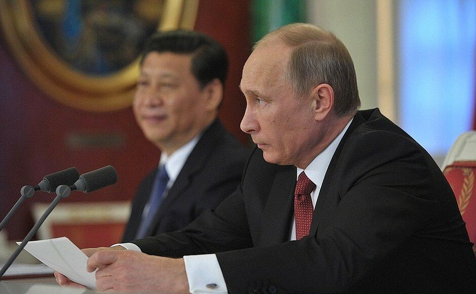 Prezident Si Ťin-pching poprvé navštívil Rusko 22. března 2013.