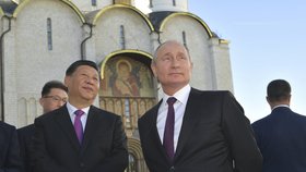 Si Ťin-pching zamíří za Putinem: Navrhne mu, jak obcházet sankce Západu, míní analytici
