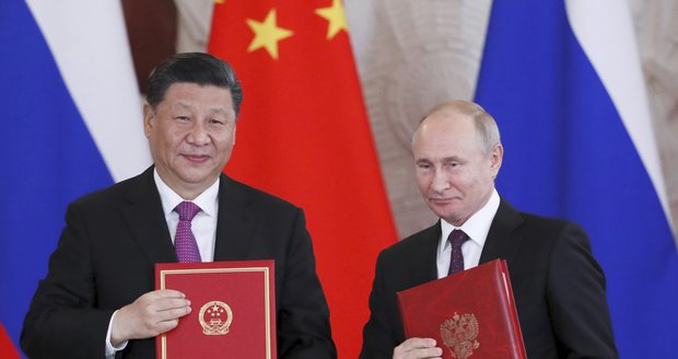 Odvrací se Čína od Ruska? Si Ťin-pching: Válku je třeba co nejdřív ukončit!