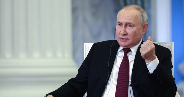 Putin je po smrti! Fámu podle Kyjeva rozšířili ruští politici. Co se o zvěsti ví?