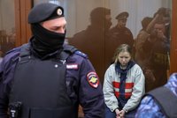 Smrt ruského blogera: Obviněná atentátnice čeká na trest, vinu ale nepřiznává