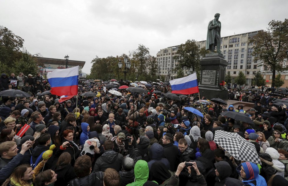 V ruských městech dnes demonstrovali Navalného přívrženci.