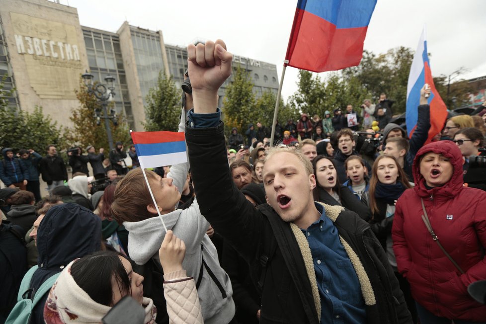 V Rusku demonstrovali přívrženci Navalného.