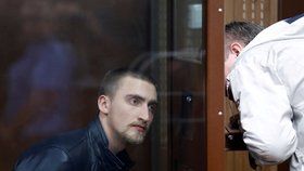 Ruská prokuratura po kritice žádá o propuštění uvězněného herce.