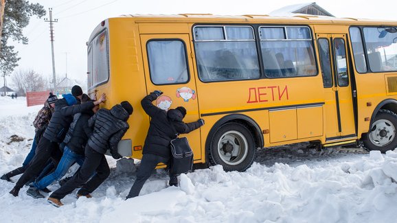 Jak funguje veřejná doprava v Rusku, když je venku mínus padesát?