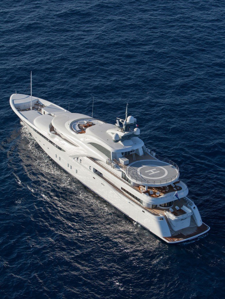 Takto vypadá Putinova luxusní jachta „Graceful“, která náhle zmizela z německého přístavu.
