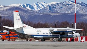 Letadlo Antonov An-26 se značením #RA-26085. Stroj se zřítil na Kamčatce.