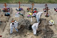 Tvrdý dopad covidu: Naděje na dožití klesá v Evropě nejvíc od druhé světové války